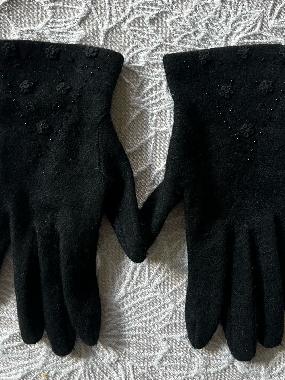 Vintage Black Beaded Women's Gloves